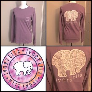 Ivory Ella Long Sleeve T-Shirt - EUC - Small